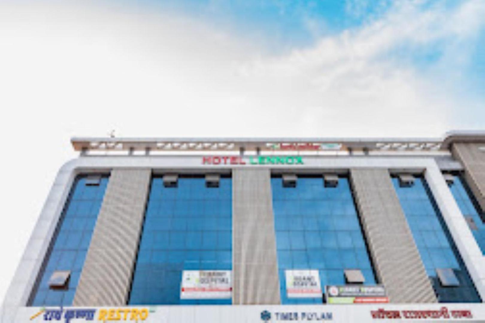 Lennox Hotel , Surat Exterior foto